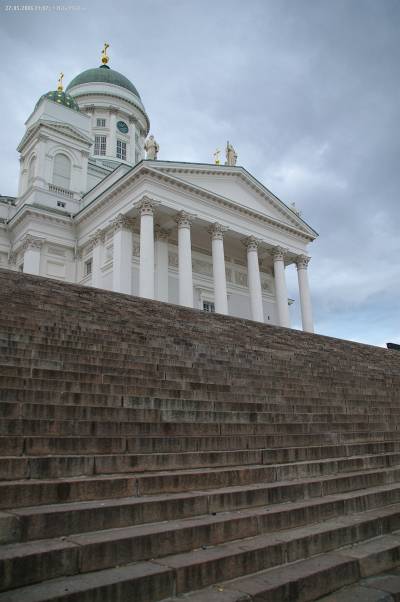 Finnland; Helsinki; Dom mit Treppe